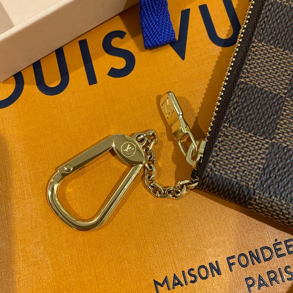 LOUIS VUITTON Key pouch NEW - Picture 6 of 7